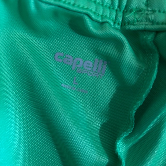 Capelli Sport * Men’s HighLighter Green Soccer / Training Shorts * Large - Picture 10 of 10